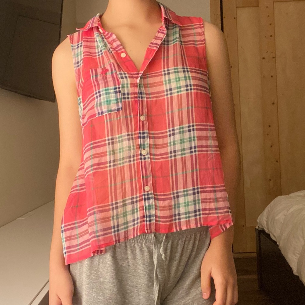 Abercrombie and Fitch Sleeveless Plaid Button-Up